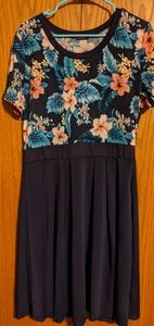 Vessos floral short sleeve dress